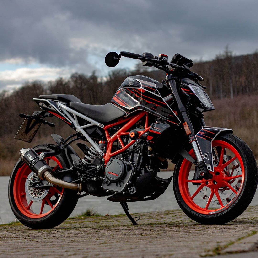 Strike Series graphics kit for KTM Duke 125 to 390 • TMX Graphics